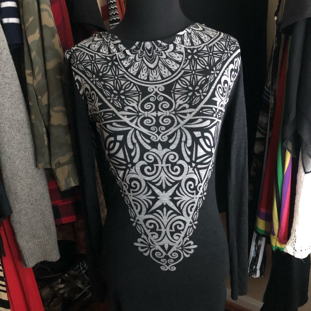 Cute Patterned Low Back Maxi Dress